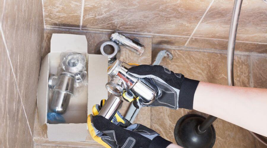 Professional gutter cleaning in Rosepine, LA